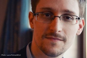 Edward Snowden tildeles Ossietzkyprisen for 2016